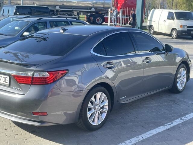 Сірий Лексус ЕС, об'ємом двигуна 2.5 л та пробігом 220 тис. км за 391 $, фото 14 на Automoto.ua