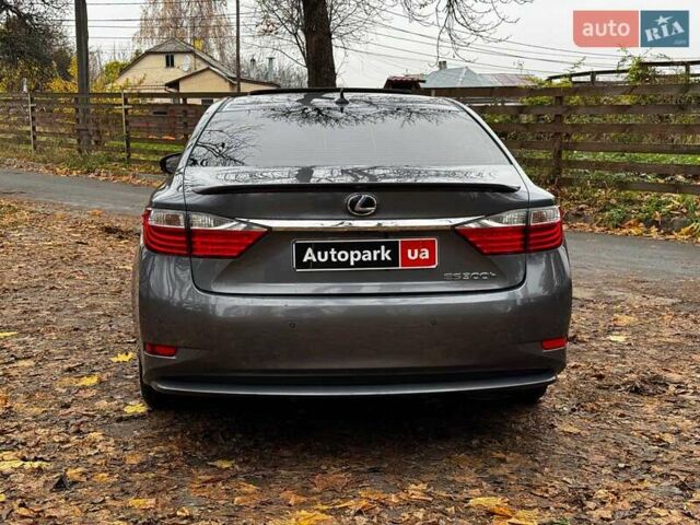 Серый Лексус ЕС, объемом двигателя 2.5 л и пробегом 220 тыс. км за 16440 $, фото 7 на Automoto.ua