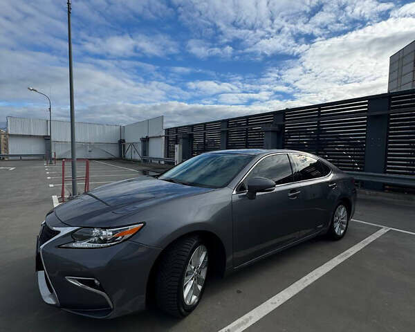 Серый Лексус ЕС, объемом двигателя 2.5 л и пробегом 170 тыс. км за 18900 $, фото 8 на Automoto.ua