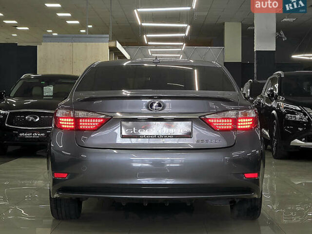 Сірий Лексус ЕС, об'ємом двигуна 2.5 л та пробігом 197 тис. км за 17689 $, фото 3 на Automoto.ua