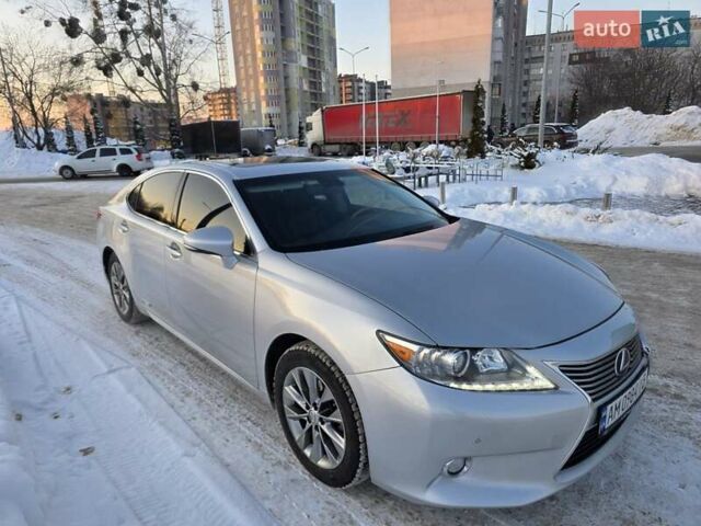 Сірий Лексус ЕС, об'ємом двигуна 2.5 л та пробігом 248 тис. км за 15000 $, фото 1 на Automoto.ua