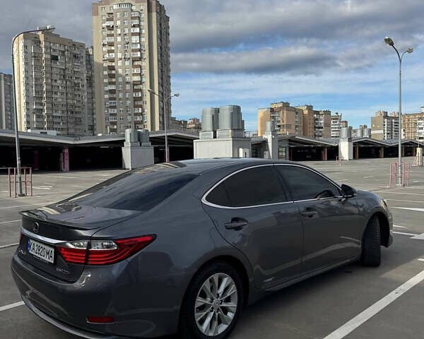 Серый Лексус ЕС, объемом двигателя 2.5 л и пробегом 170 тыс. км за 18900 $, фото 23 на Automoto.ua