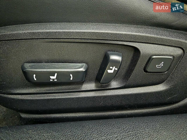 Лексус ЕС 2014 в Николаеве на Automoto.ua Серый Лексус ЕС, объемом двигателя 2.5 л и пробегом 197 тыс. км за 18599 $, фото 22 на Automoto.ua