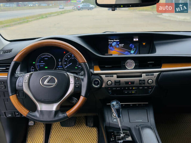 Серый Лексус ЕС, объемом двигателя 2.5 л и пробегом 225 тыс. км за 17200 $, фото 30 на Automoto.ua