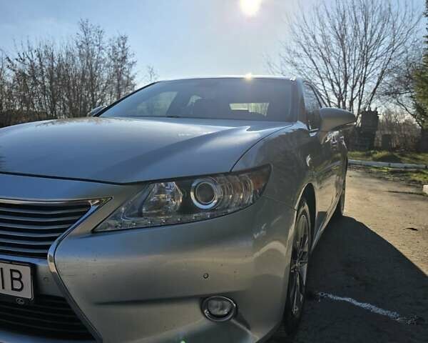 Сірий Лексус ЕС, об'ємом двигуна 2.49 л та пробігом 248 тис. км за 17200 $, фото 12 на Automoto.ua