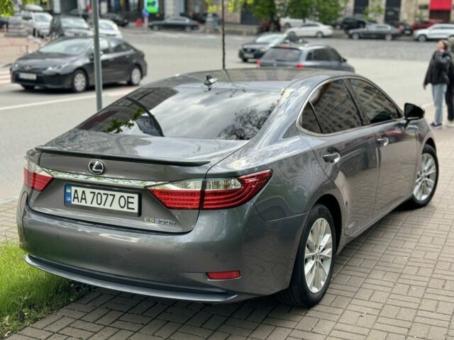 Сірий Лексус ЕС, об'ємом двигуна 2.5 л та пробігом 220 тис. км за 391 $, фото 12 на Automoto.ua