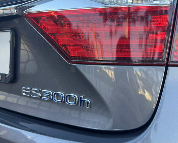 Лексус ЕС 2014 в Одессе на Automoto.ua Серый Лексус ЕС, объемом двигателя 2.49 л и пробегом 190 тыс. км за 17500 $, фото 38 на Automoto.ua