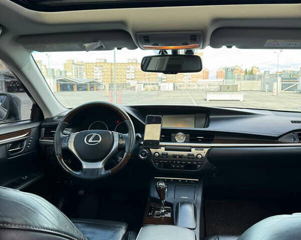 Серый Лексус ЕС, объемом двигателя 2.5 л и пробегом 170 тыс. км за 18900 $, фото 43 на Automoto.ua