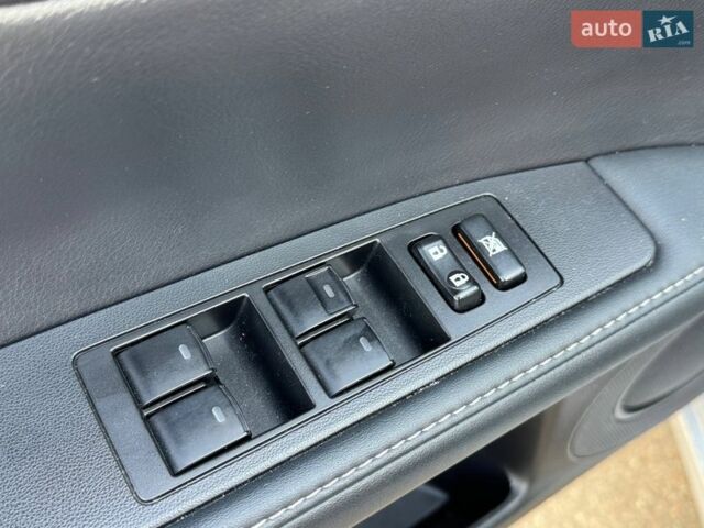 Серый Лексус ЕС, объемом двигателя 3.46 л и пробегом 201 тыс. км за 17490 $, фото 11 на Automoto.ua
