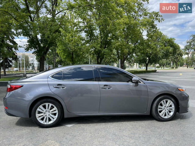 Сірий Лексус ЕС, об'ємом двигуна 3.5 л та пробігом 129 тис. км за 19500 $, фото 3 на Automoto.ua
