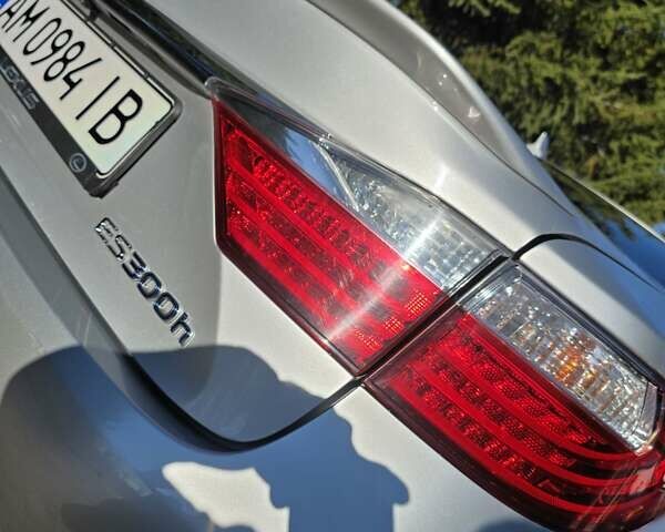 Сірий Лексус ЕС, об'ємом двигуна 2.49 л та пробігом 248 тис. км за 17200 $, фото 5 на Automoto.ua