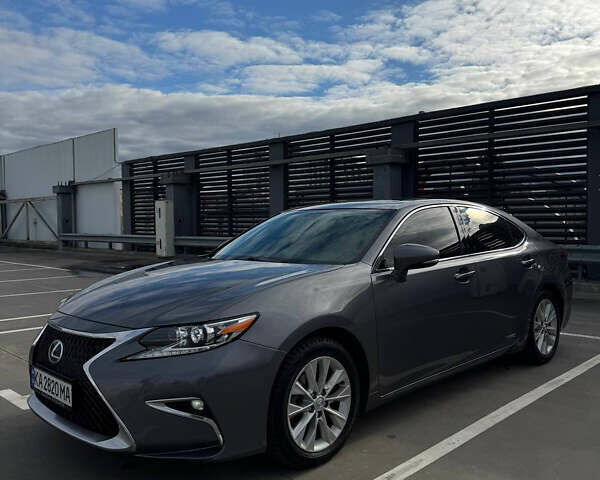 Серый Лексус ЕС, объемом двигателя 2.5 л и пробегом 170 тыс. км за 18900 $, фото 11 на Automoto.ua