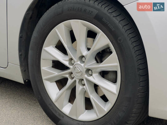 Серый Лексус ЕС, объемом двигателя 2.5 л и пробегом 225 тыс. км за 17200 $, фото 18 на Automoto.ua