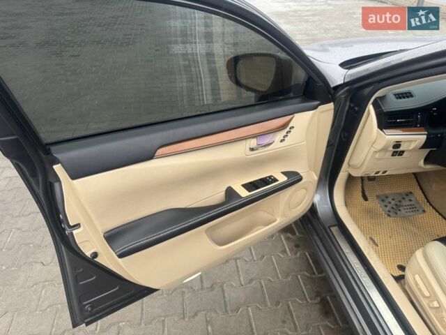 Серый Лексус ЕС, объемом двигателя 2.49 л и пробегом 245 тыс. км за 17000 $, фото 11 на Automoto.ua