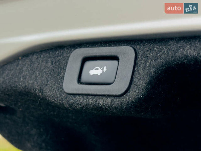 Серый Лексус ЕС, объемом двигателя 2.5 л и пробегом 225 тыс. км за 17200 $, фото 36 на Automoto.ua