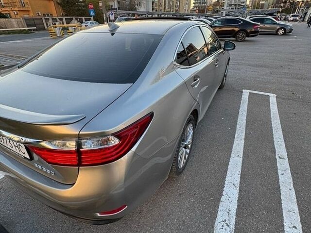 Сірий Лексус ЕС, об'ємом двигуна 3.44 л та пробігом 255 тис. км за 15700 $, фото 11 на Automoto.ua