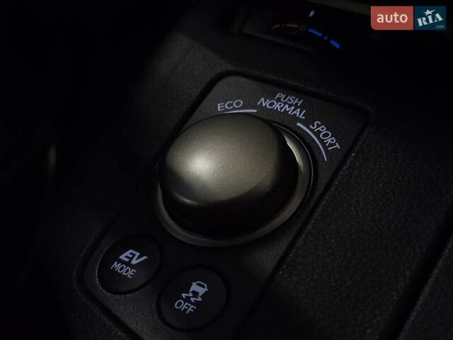 Лексус ЕС 2014 в Николаеве на Automoto.ua Серый Лексус ЕС, объемом двигателя 2.5 л и пробегом 197 тыс. км за 18599 $, фото 16 на Automoto.ua