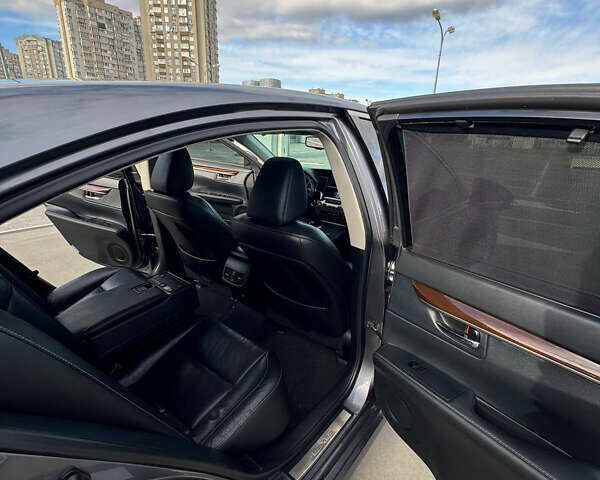 Серый Лексус ЕС, объемом двигателя 2.5 л и пробегом 170 тыс. км за 18900 $, фото 32 на Automoto.ua