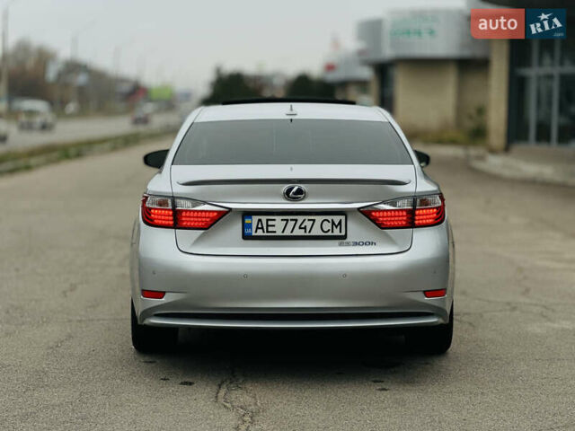 Серый Лексус ЕС, объемом двигателя 2.5 л и пробегом 225 тыс. км за 17200 $, фото 11 на Automoto.ua
