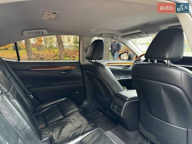 Серый Лексус ЕС, объемом двигателя 2.5 л и пробегом 220 тыс. км за 16440 $, фото 33 на Automoto.ua