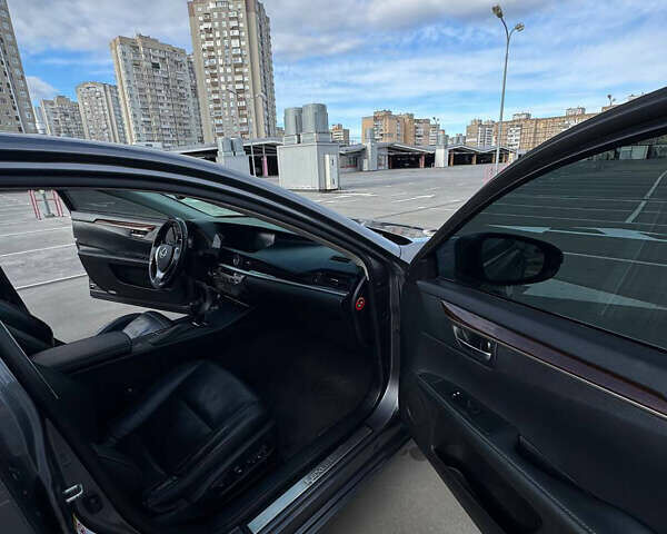 Серый Лексус ЕС, объемом двигателя 2.5 л и пробегом 170 тыс. км за 18900 $, фото 34 на Automoto.ua