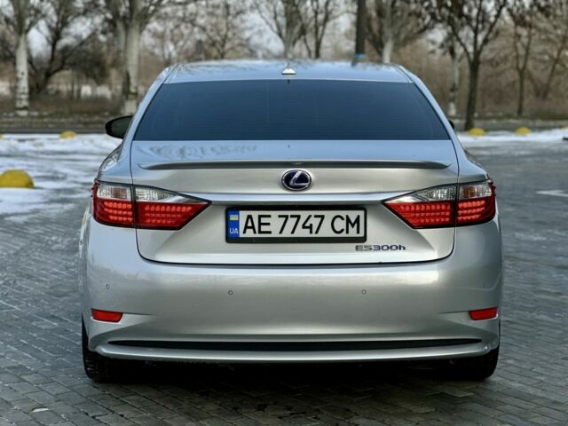 Сірий Лексус ЕС, об'ємом двигуна 2.5 л та пробігом 160 тис. км за 15200 $, фото 6 на Automoto.ua