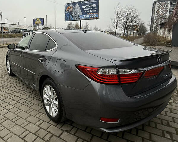 Сірий Лексус ЕС, об'ємом двигуна 2.49 л та пробігом 160 тис. км за 16700 $, фото 1 на Automoto.ua