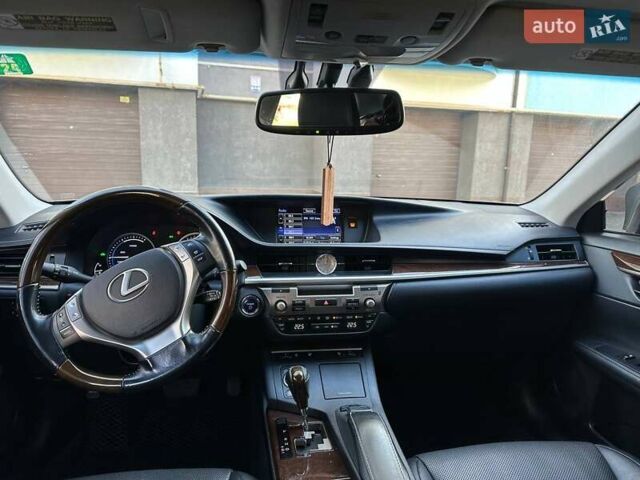 Сірий Лексус ЕС, об'ємом двигуна 2.49 л та пробігом 249 тис. км за 18700 $, фото 18 на Automoto.ua