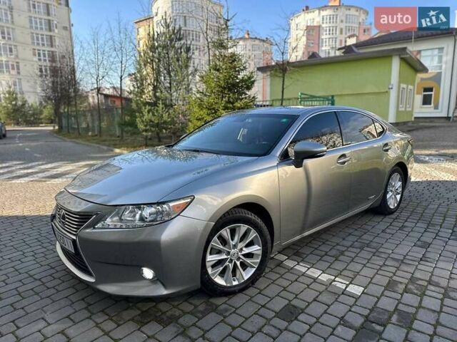 Серый Лексус ЕС, объемом двигателя 2.49 л и пробегом 249 тыс. км за 18300 $, фото 3 на Automoto.ua