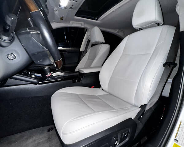 Сірий Лексус ЕС, об'ємом двигуна 2.49 л та пробігом 114 тис. км за 19900 $, фото 37 на Automoto.ua