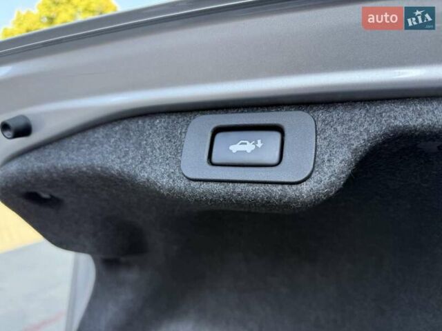 Сірий Лексус ЕС, об'ємом двигуна 3.5 л та пробігом 136 тис. км за 21500 $, фото 19 на Automoto.ua