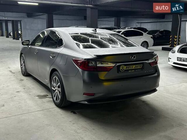 Серый Лексус ЕС, объемом двигателя 2.49 л и пробегом 152 тыс. км за 21000 $, фото 3 на Automoto.ua