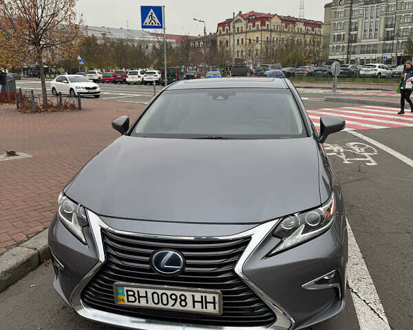 Серый Лексус ЕС, объемом двигателя 2.49 л и пробегом 190 тыс. км за 19500 $, фото 2 на Automoto.ua