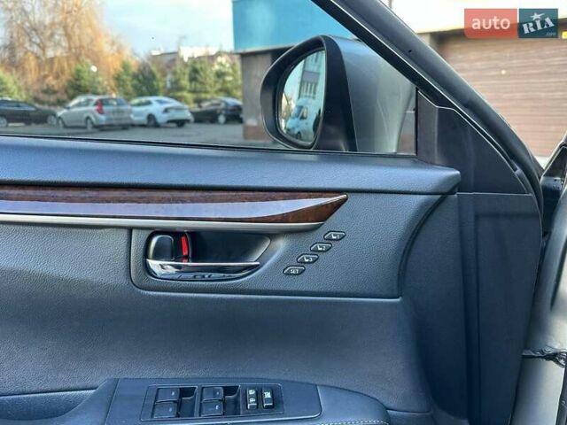 Сірий Лексус ЕС, об'ємом двигуна 2.49 л та пробігом 249 тис. км за 18700 $, фото 11 на Automoto.ua