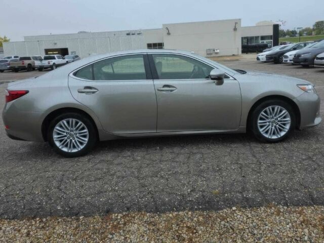 Серый Лексус ЕС, объемом двигателя 3.5 л и пробегом 79 тыс. км за 4300 $, фото 5 на Automoto.ua