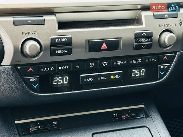 Серый Лексус ЕС, объемом двигателя 2.49 л и пробегом 192 тыс. км за 20900 $, фото 31 на Automoto.ua