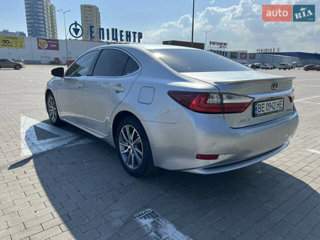 Серый Лексус ЕС, объемом двигателя 2.49 л и пробегом 160 тыс. км за 21800 $, фото 7 на Automoto.ua