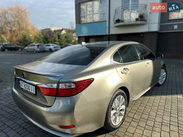 Серый Лексус ЕС, объемом двигателя 2.49 л и пробегом 249 тыс. км за 18300 $, фото 7 на Automoto.ua