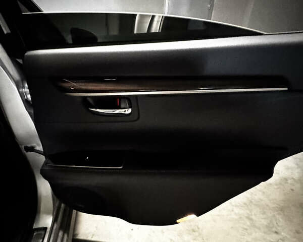 Сірий Лексус ЕС, об'ємом двигуна 2.49 л та пробігом 114 тис. км за 19900 $, фото 28 на Automoto.ua