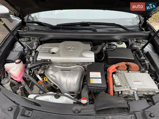 Серый Лексус ЕС, объемом двигателя 2.49 л и пробегом 190 тыс. км за 19500 $, фото 15 на Automoto.ua