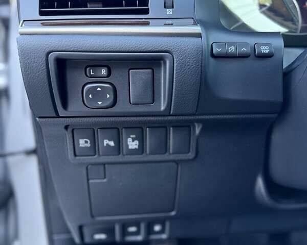 Сірий Лексус ЕС, об'ємом двигуна 3.5 л та пробігом 136 тис. км за 21500 $, фото 14 на Automoto.ua