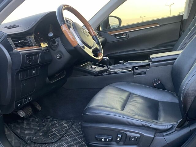 Серый Лексус ЕС, объемом двигателя 2.5 л и пробегом 187 тыс. км за 17800 $, фото 6 на Automoto.ua