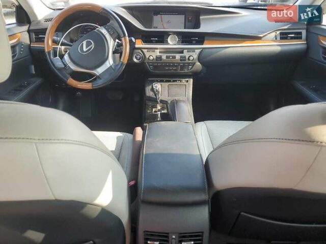 Сірий Лексус ЕС, об'ємом двигуна 2.5 л та пробігом 160 тис. км за 2900 $, фото 7 на Automoto.ua