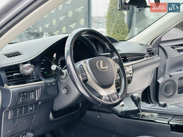 Серый Лексус ЕС, объемом двигателя 2.49 л и пробегом 192 тыс. км за 20900 $, фото 13 на Automoto.ua