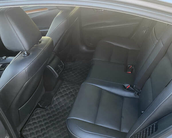 Серый Лексус ЕС, объемом двигателя 2.5 л и пробегом 187 тыс. км за 18300 $, фото 10 на Automoto.ua