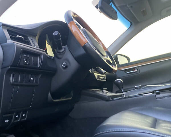 Серый Лексус ЕС, объемом двигателя 2.5 л и пробегом 187 тыс. км за 18300 $, фото 11 на Automoto.ua