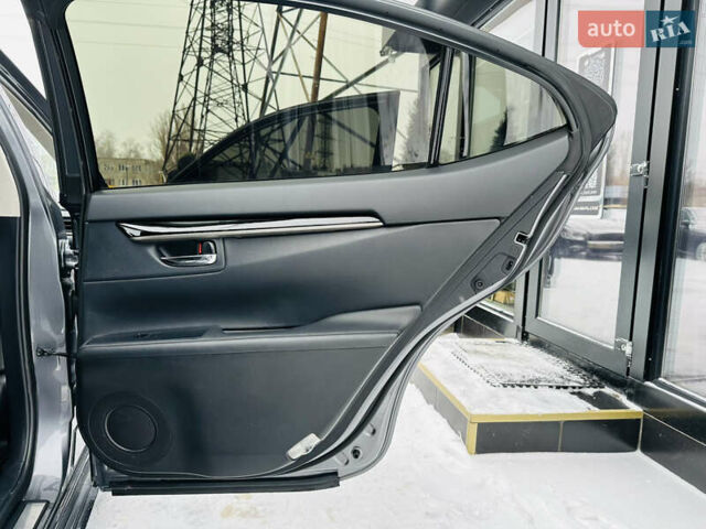 Серый Лексус ЕС, объемом двигателя 2.49 л и пробегом 192 тыс. км за 20900 $, фото 21 на Automoto.ua