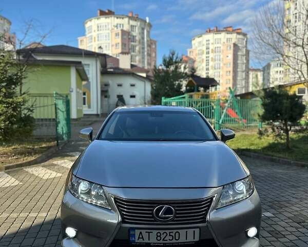 Сірий Лексус ЕС, об'ємом двигуна 2.49 л та пробігом 249 тис. км за 18700 $, фото 4 на Automoto.ua