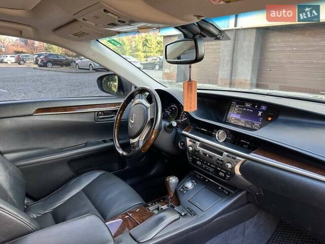 Серый Лексус ЕС, объемом двигателя 2.49 л и пробегом 249 тыс. км за 18300 $, фото 12 на Automoto.ua