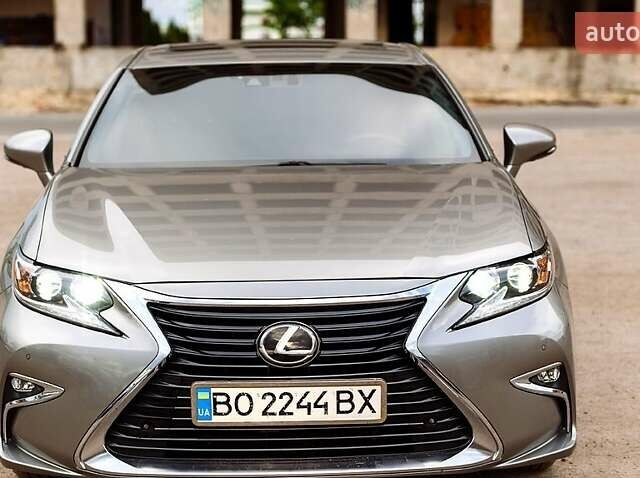 Сірий Лексус ЕС, об'ємом двигуна 2.5 л та пробігом 130 тис. км за 22500 $, фото 4 на Automoto.ua